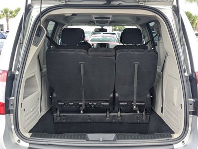2012 Chrysler Town & Country Touring