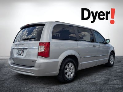 2012 Chrysler Town & Country Touring