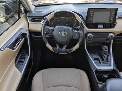 2020 Toyota RAV4 XLE