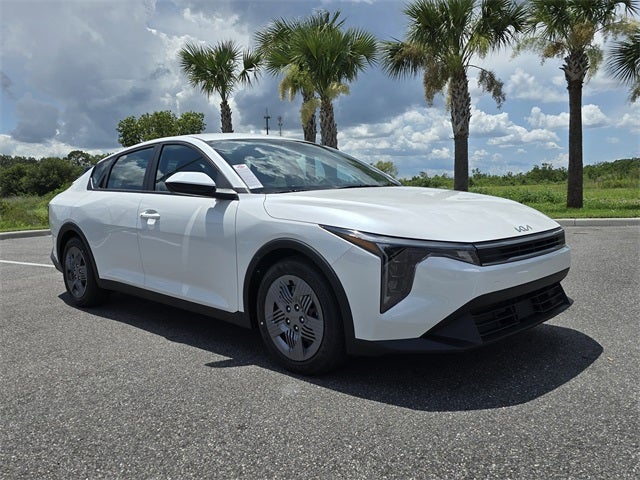 2025 Kia K4 LX