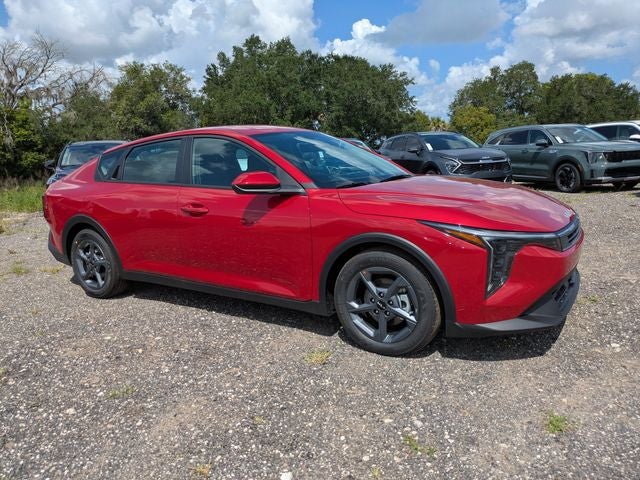 2026 Kia K4 LXS