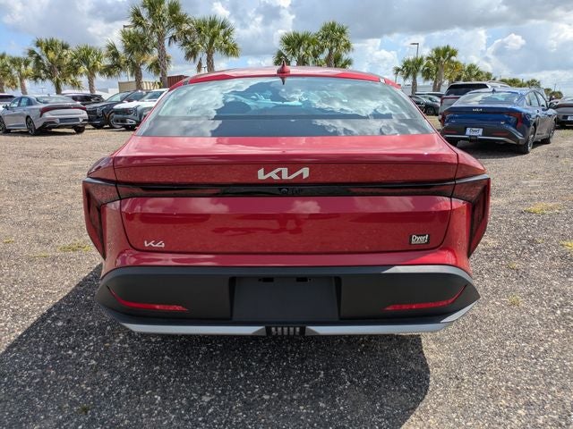 2026 Kia K4 LXS