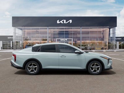 2026 Kia K4 Base