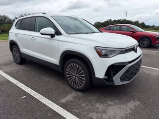 2025 Volkswagen Taos 1.5T SE