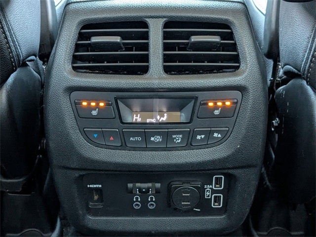 2022 Honda Pilot Touring 8 Passenger