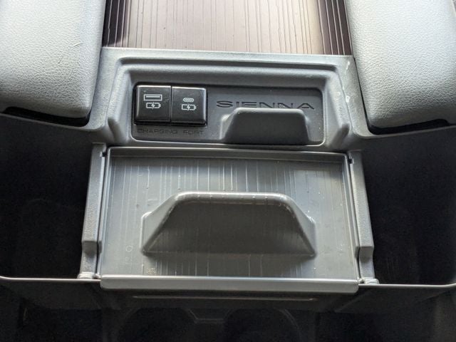 2021 Toyota Sienna XLE 7 Passenger