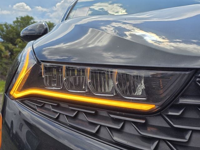 2022 Kia K5 EX