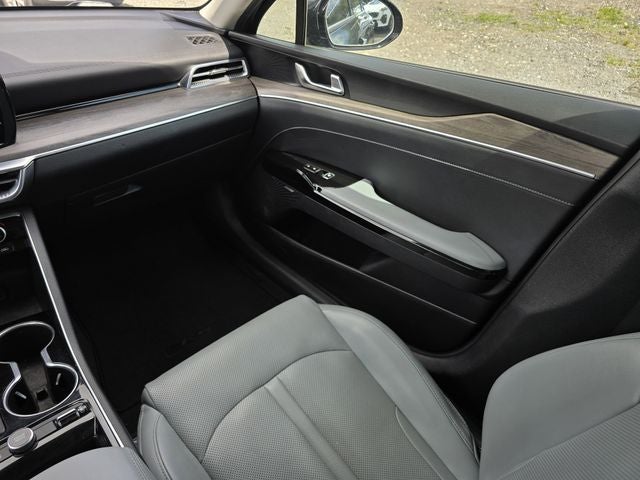 2022 Kia K5 EX
