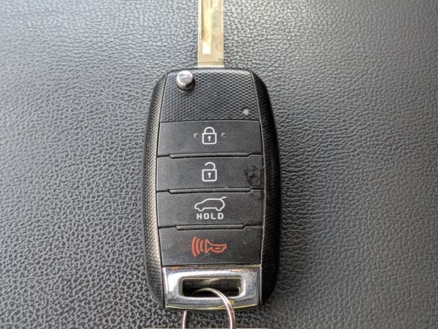 2016 Kia Sorento L