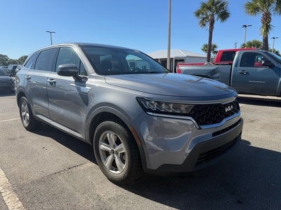 2022 Kia Sorento LX