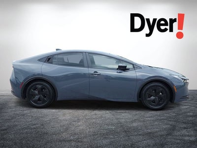 2025 Toyota Prius LE