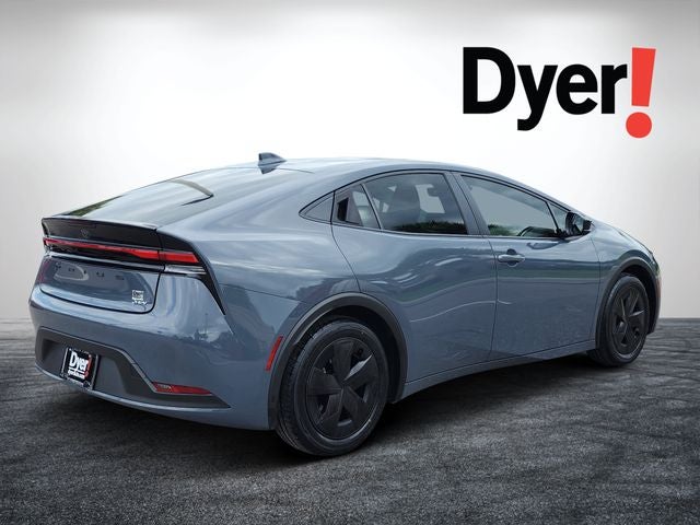 2025 Toyota Prius LE