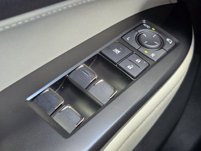 2025 Lexus NX 450h+ Luxury