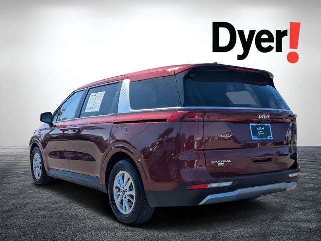 2024 Kia Carnival LX