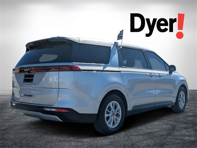 2023 Kia Carnival LX