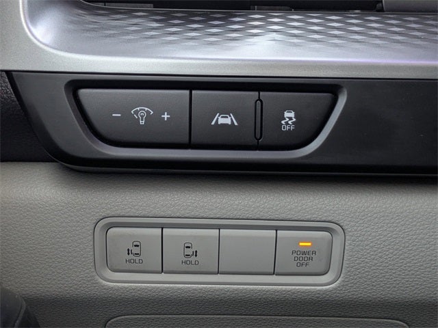 2023 Kia Carnival LX