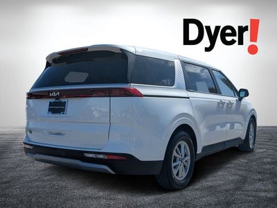 2024 Kia Carnival LX