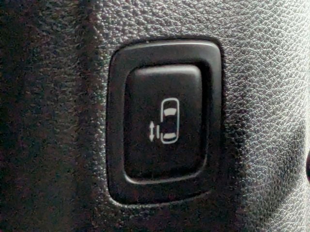 2022 Kia Carnival SX