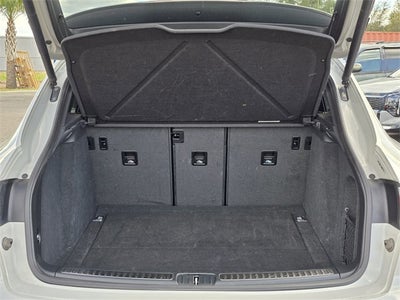 2021 Porsche Macan Base