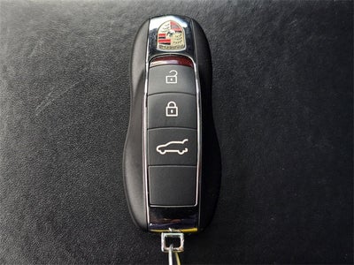 2021 Porsche Macan Base