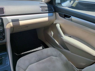 2017 Volkswagen Passat 1.8T S