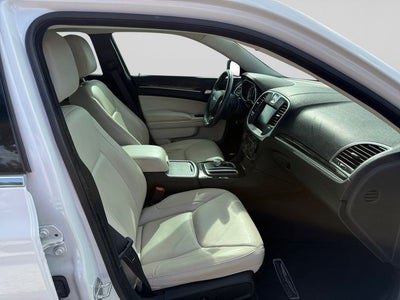 2016 Chrysler 300 Limited