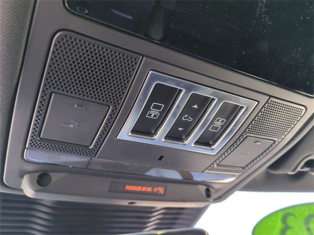 2023 Land Rover Discovery S R-Dynamic