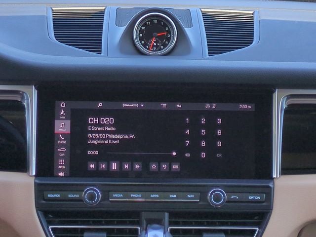 2021 Porsche Macan Base