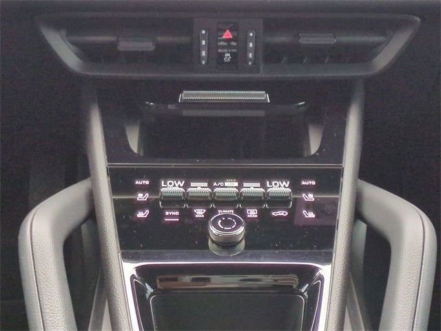 2024 Porsche Cayenne Base