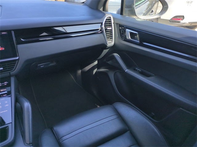 2020 Porsche Cayenne Base