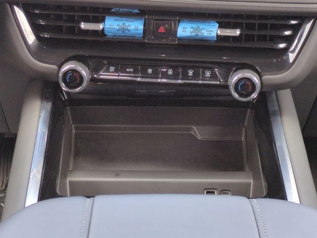 2025 Chevrolet Tahoe LS