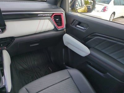 2023 GMC Canyon AT4X