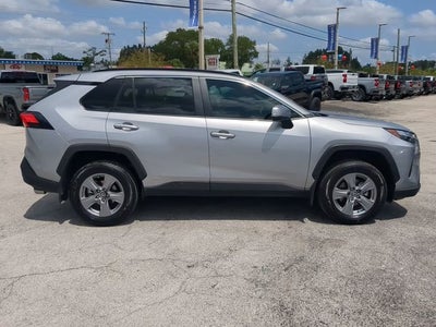 2025 Toyota RAV4 Hybrid XLE