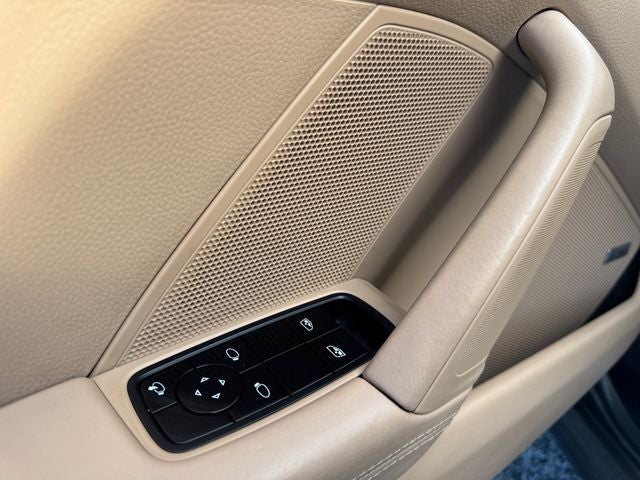 2021 Porsche 911 Carrera