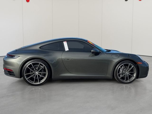 2021 Porsche 911 Carrera