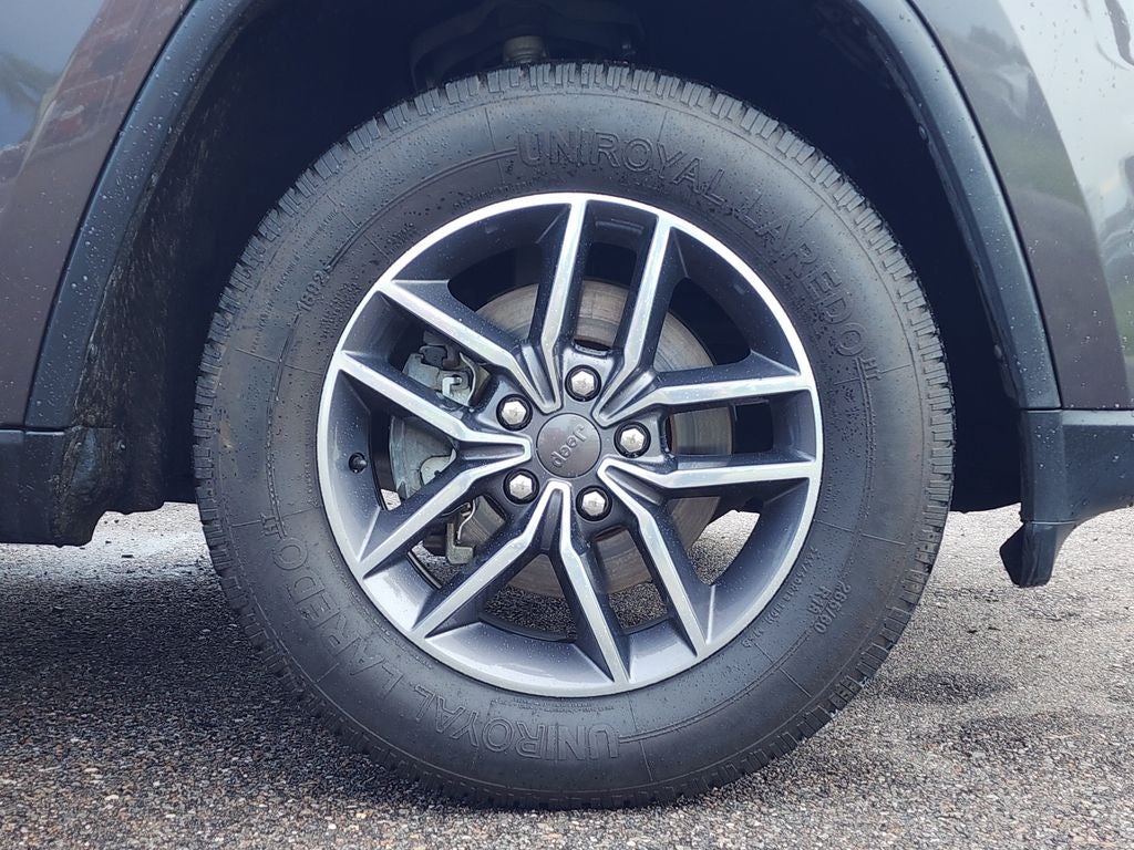 2019 Jeep Grand Cherokee Laredo E