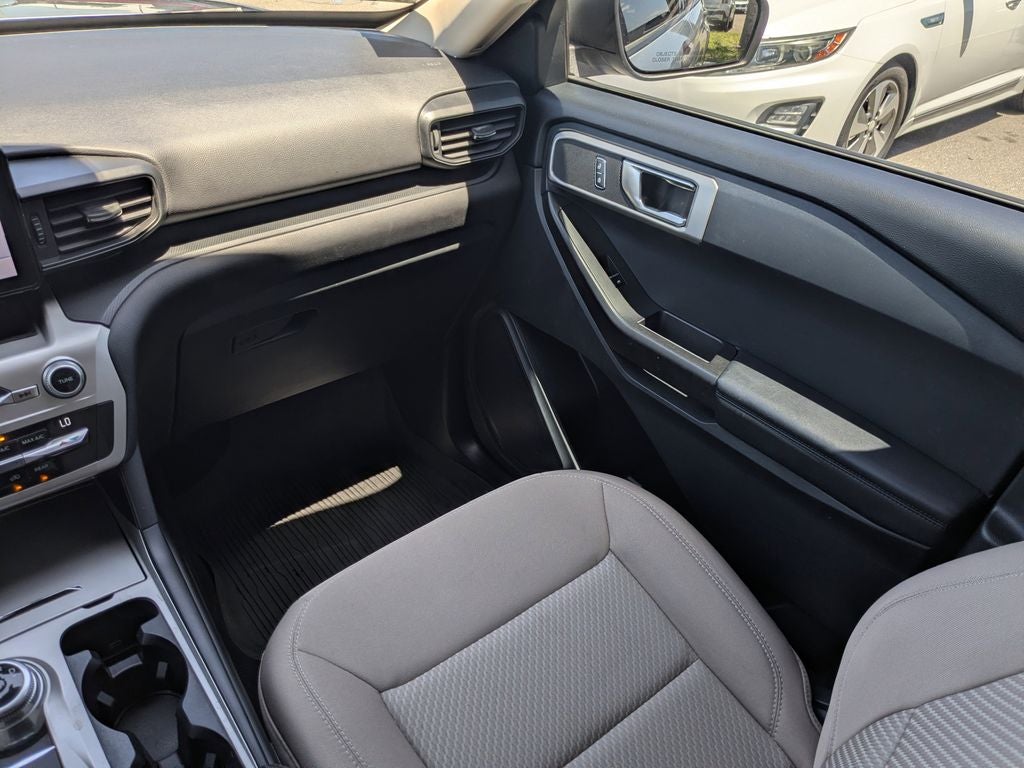 2021 Ford Explorer Base