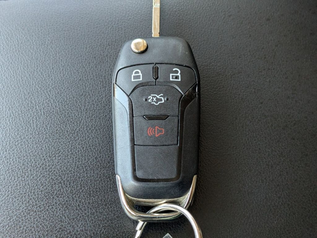 2021 Ford Explorer Base