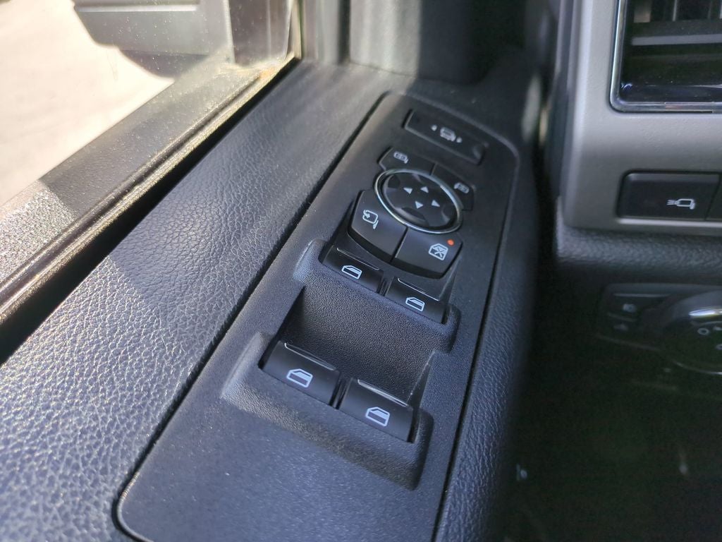 2020 Ford F-350SD Lariat DRW