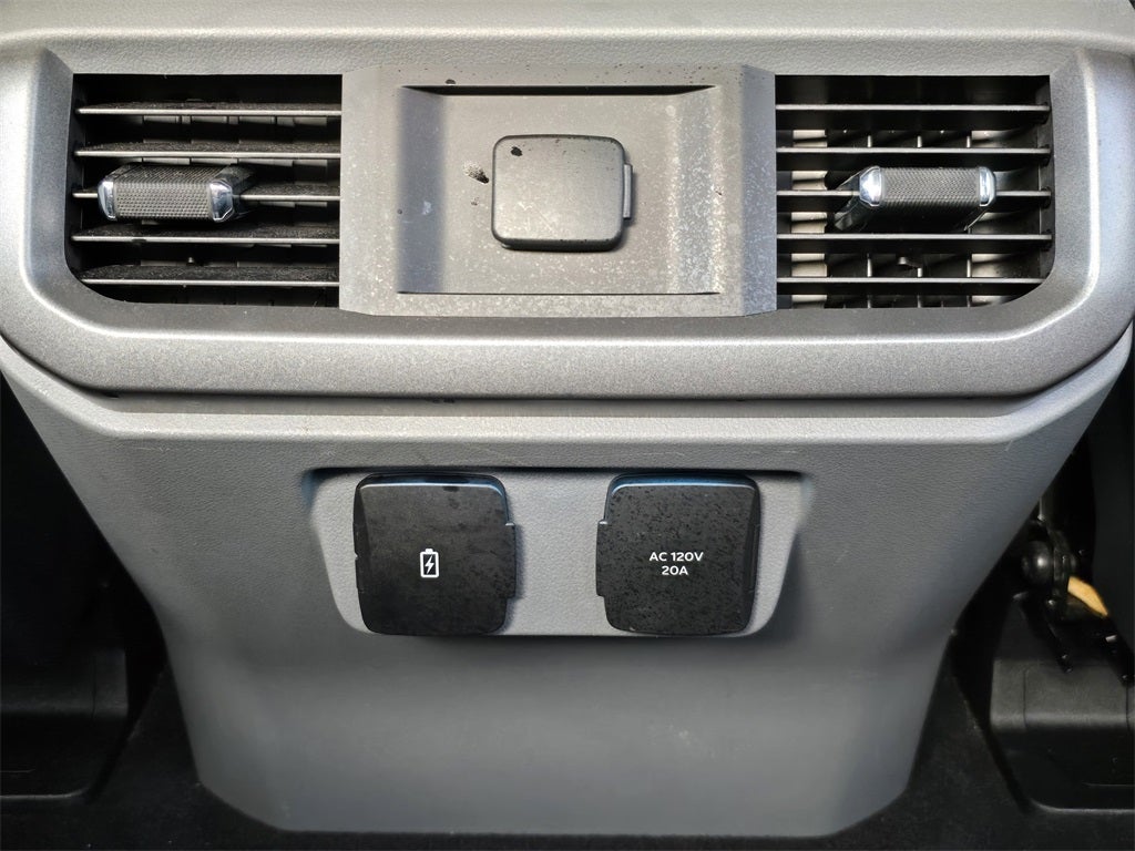 2023 Ford F-150 Lightning XLT