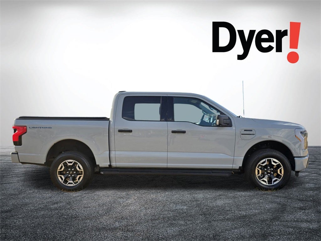 2023 Ford F-150 Lightning XLT