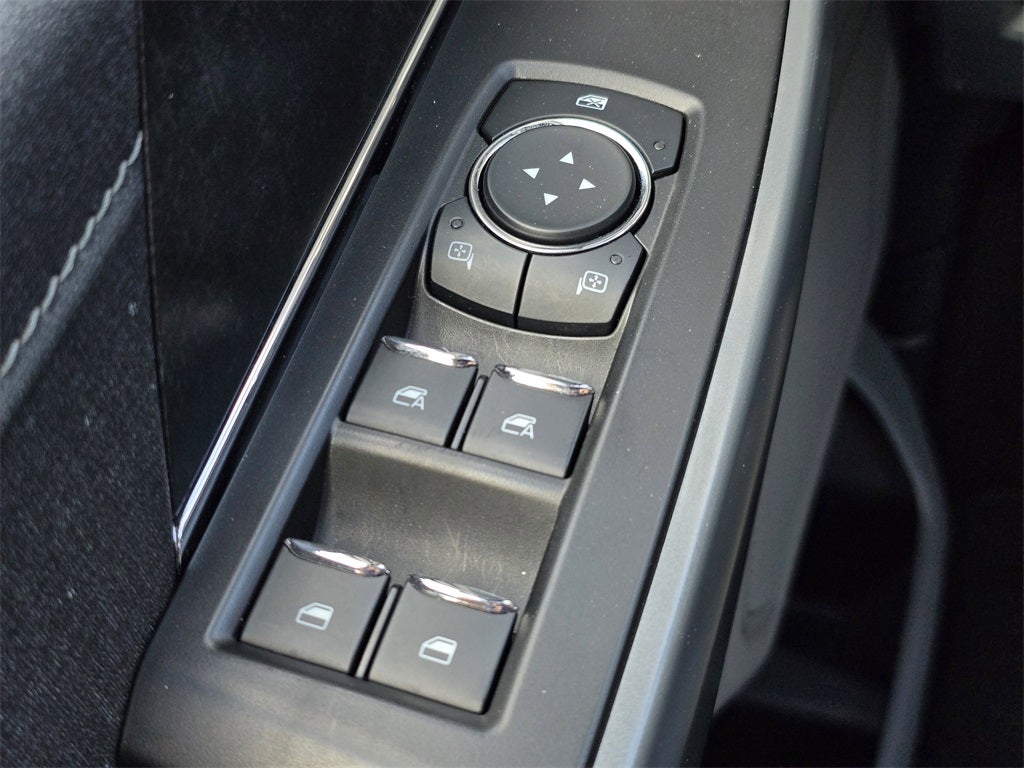 2023 Ford F-150 Lightning XLT