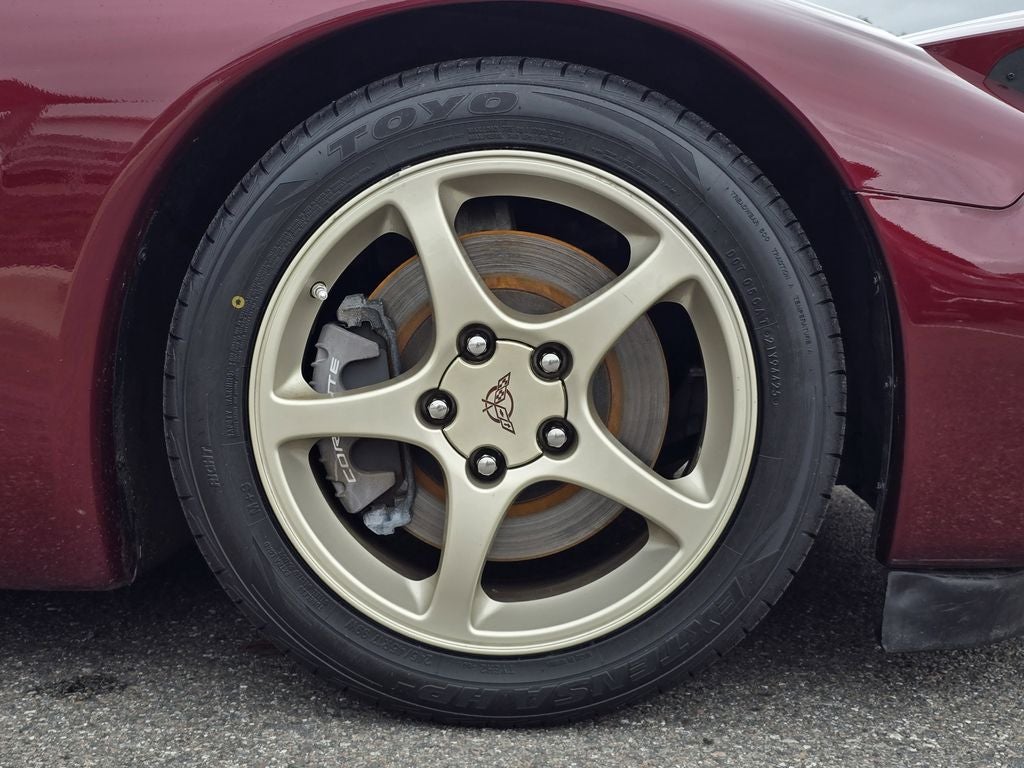 2003 Chevrolet Corvette Base