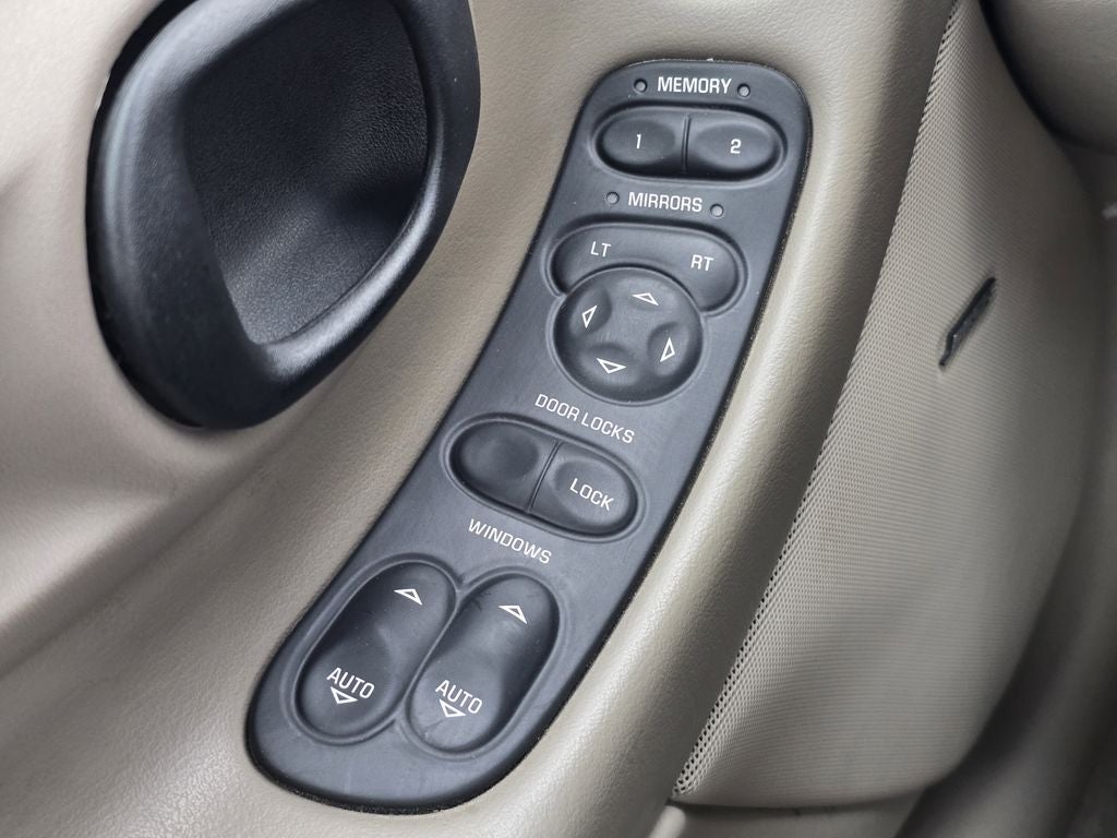 2003 Chevrolet Corvette Base
