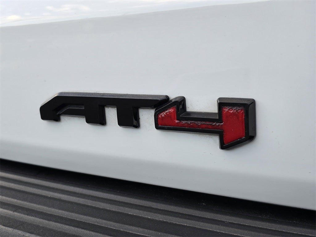 2024 GMC Yukon XL AT4