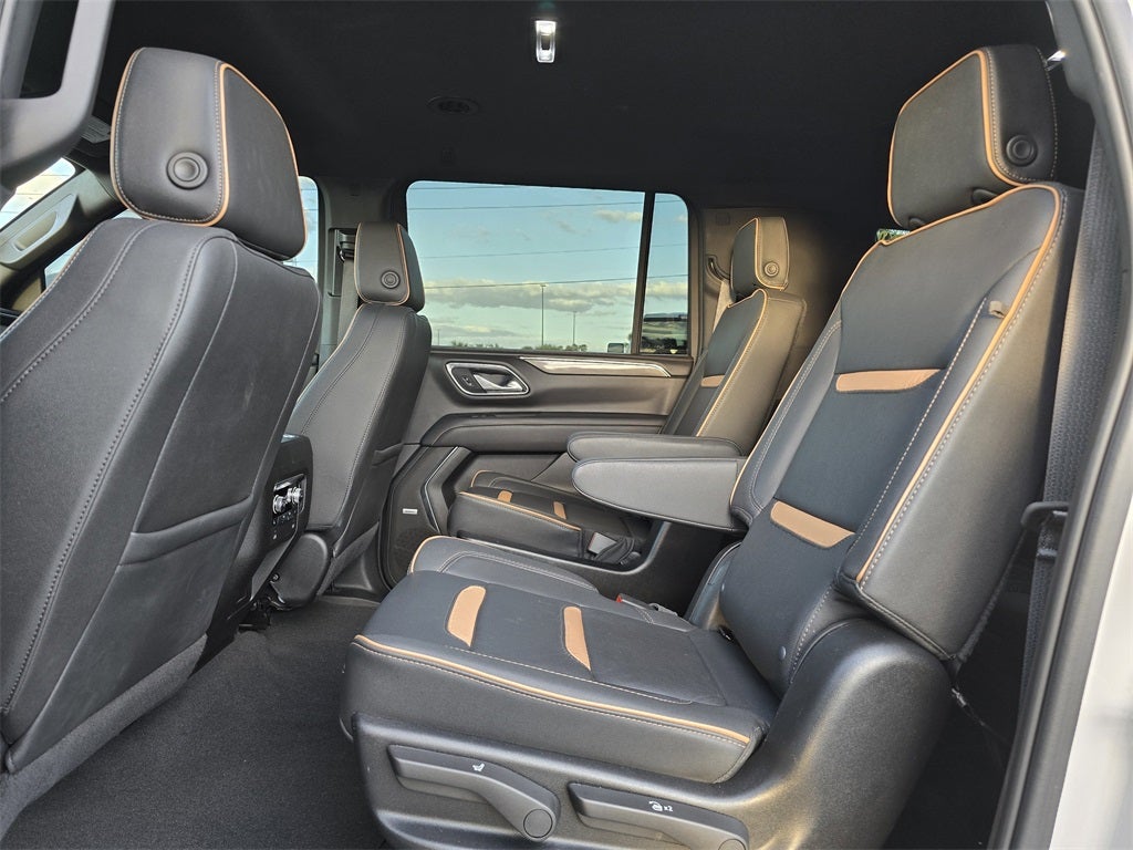 2024 GMC Yukon XL AT4