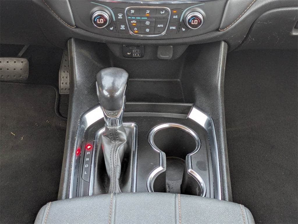 2021 Chevrolet Traverse LT Leather