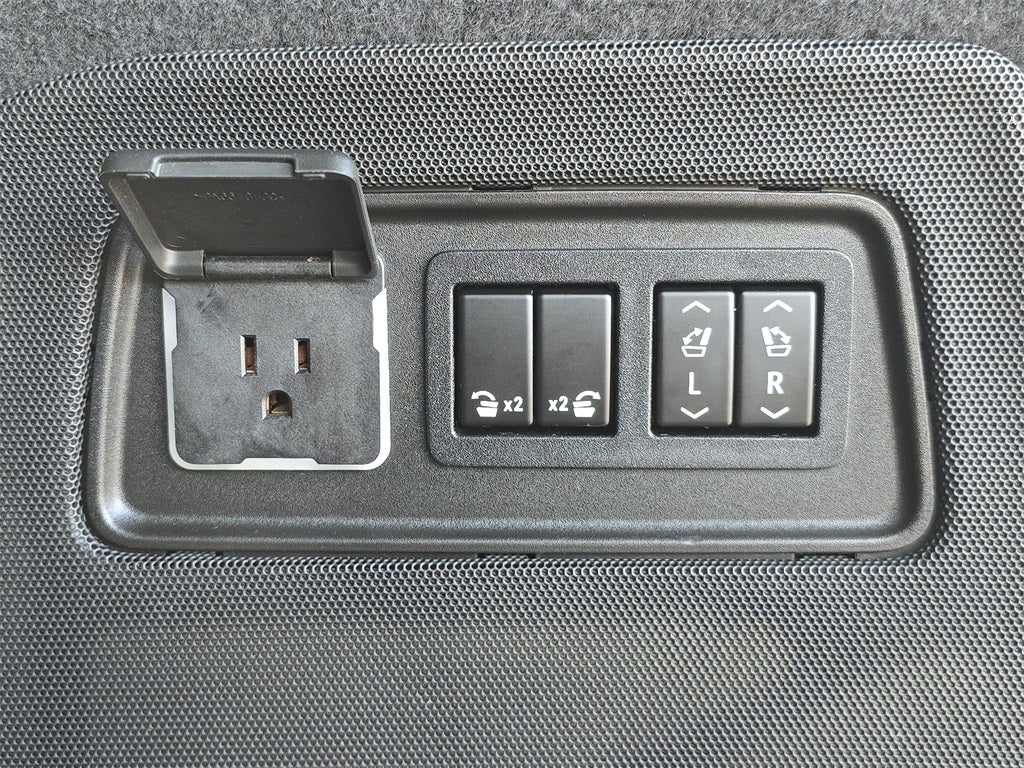 2022 Cadillac Escalade ESV Premium