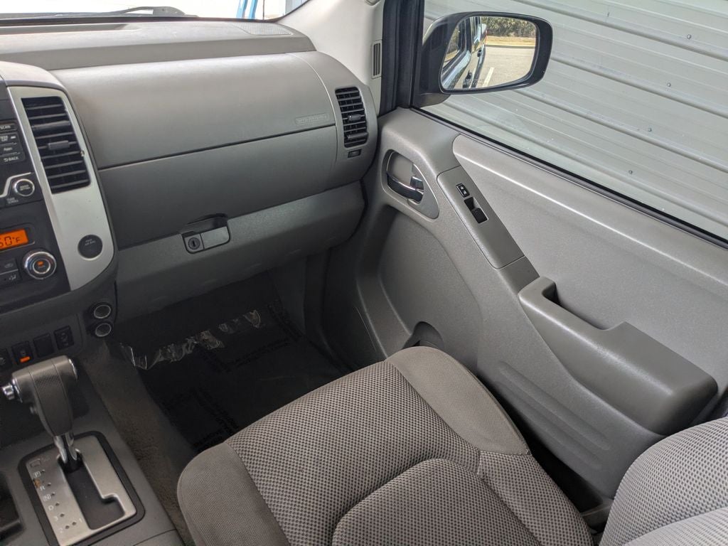 2015 Nissan Frontier SV