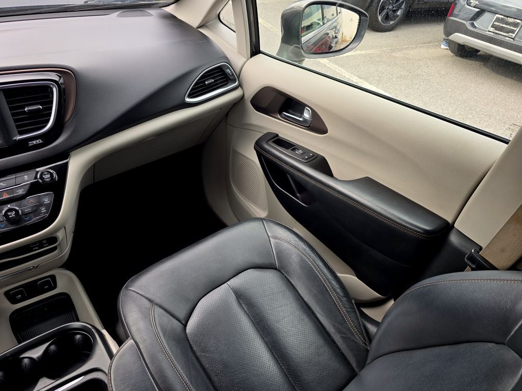 2019 Chrysler Pacifica Touring L